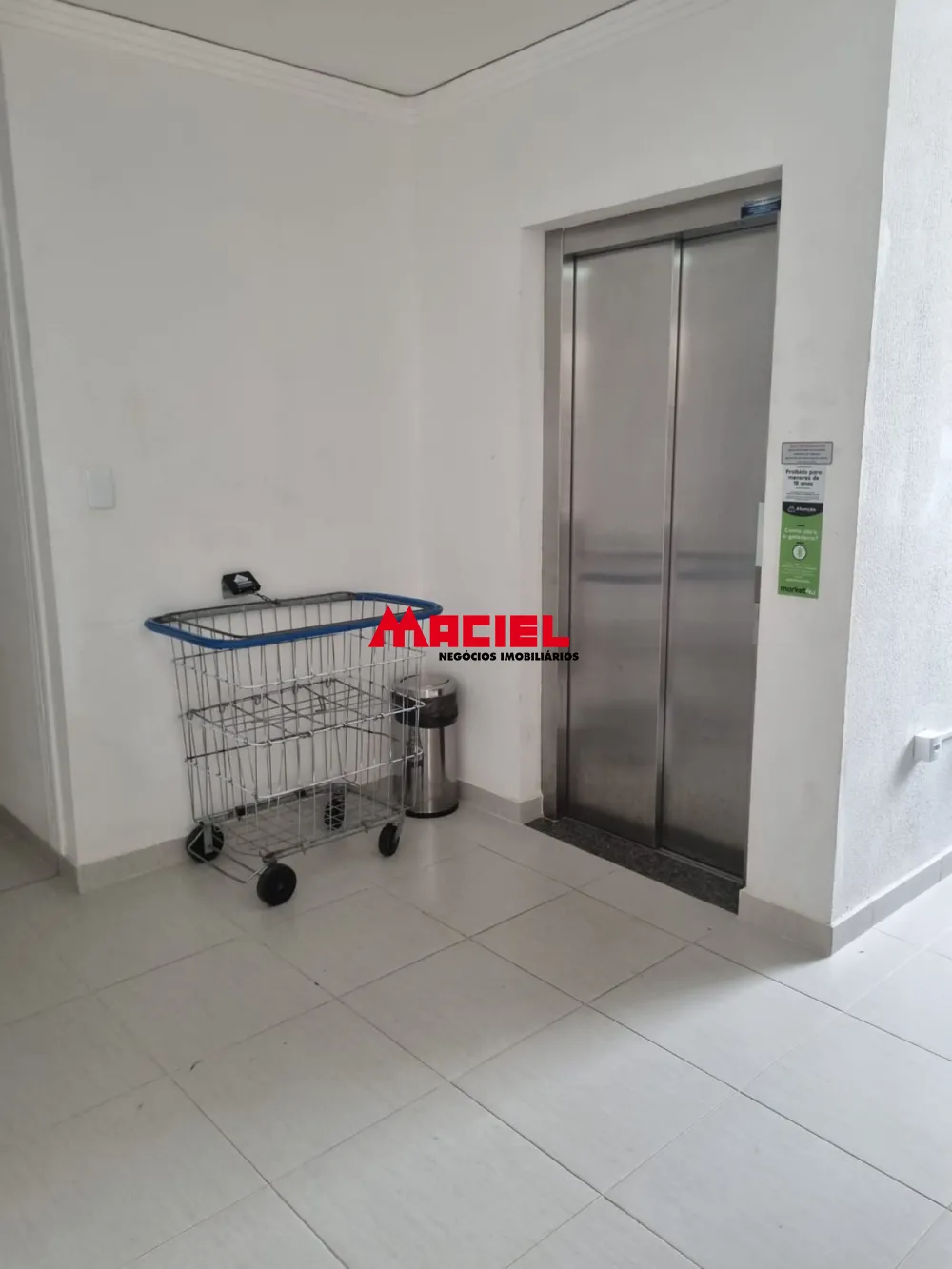 Alugar Apartamento / Padr&atilde;o em S&atilde;o Jos&eacute; dos Campos R$ 1.350,00 - Foto 44