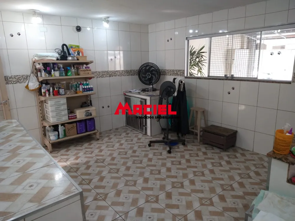 Alugar Casa / Sobrado em S&atilde;o Jos&eacute; dos Campos R$ 30.800,00 - Foto 14
