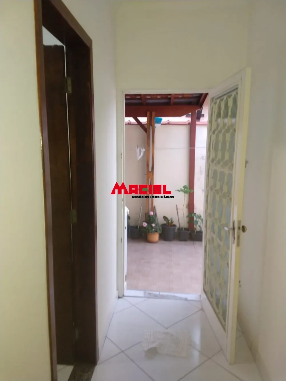 Comprar Casa / Padr&atilde;o em S&atilde;o Jos&eacute; dos Campos R$ 800.000,00 - Foto 11