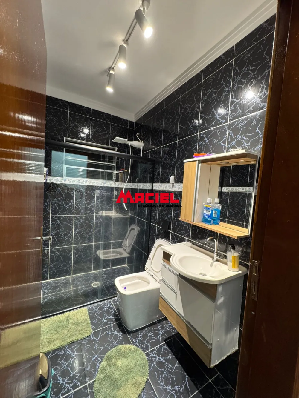 Comprar Casa / Padr&atilde;o em S&atilde;o Jos&eacute; dos Campos R$ 420.000,00 - Foto 9