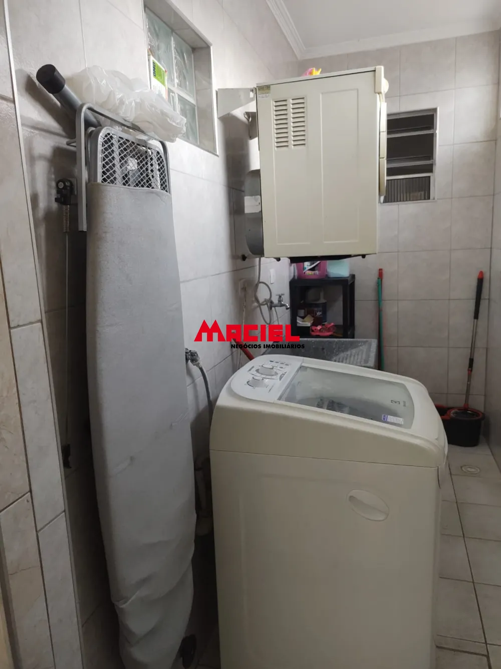 Alugar Casa / Padr&atilde;o em S&atilde;o Jos&eacute; dos Campos R$ 2.500,00 - Foto 3