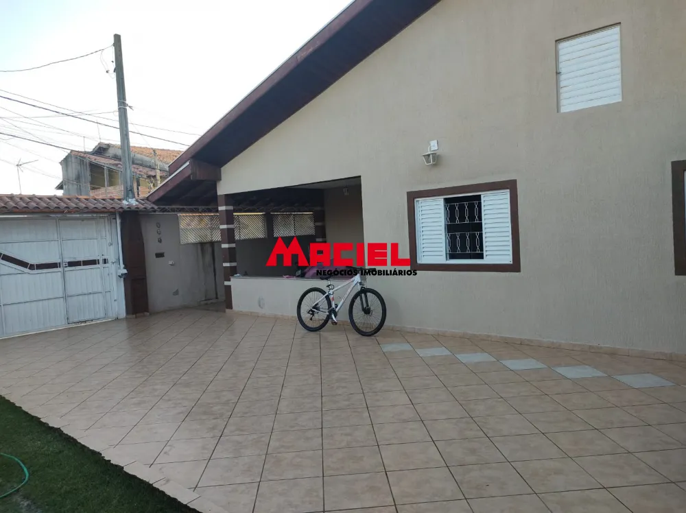 Alugar Casa / Padr&atilde;o em S&atilde;o Jos&eacute; dos Campos R$ 2.500,00 - Foto 14