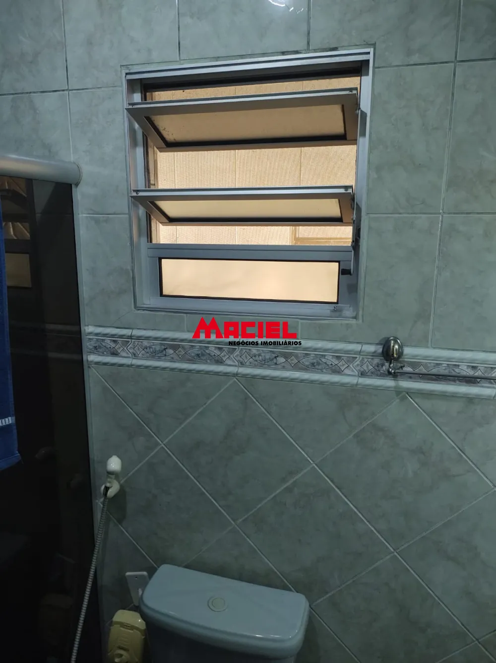 Alugar Casa / Padr&atilde;o em S&atilde;o Jos&eacute; dos Campos R$ 2.500,00 - Foto 24