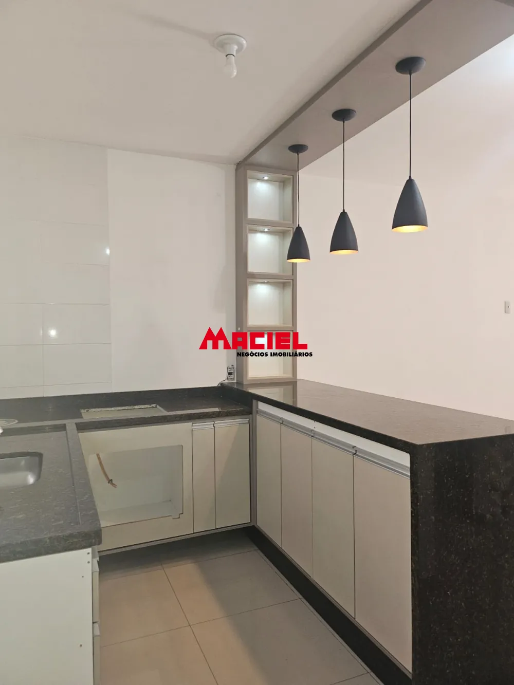 Comprar Casa / Condom&iacute;nio em Jacare&iacute; R$ 380.000,00 - Foto 2