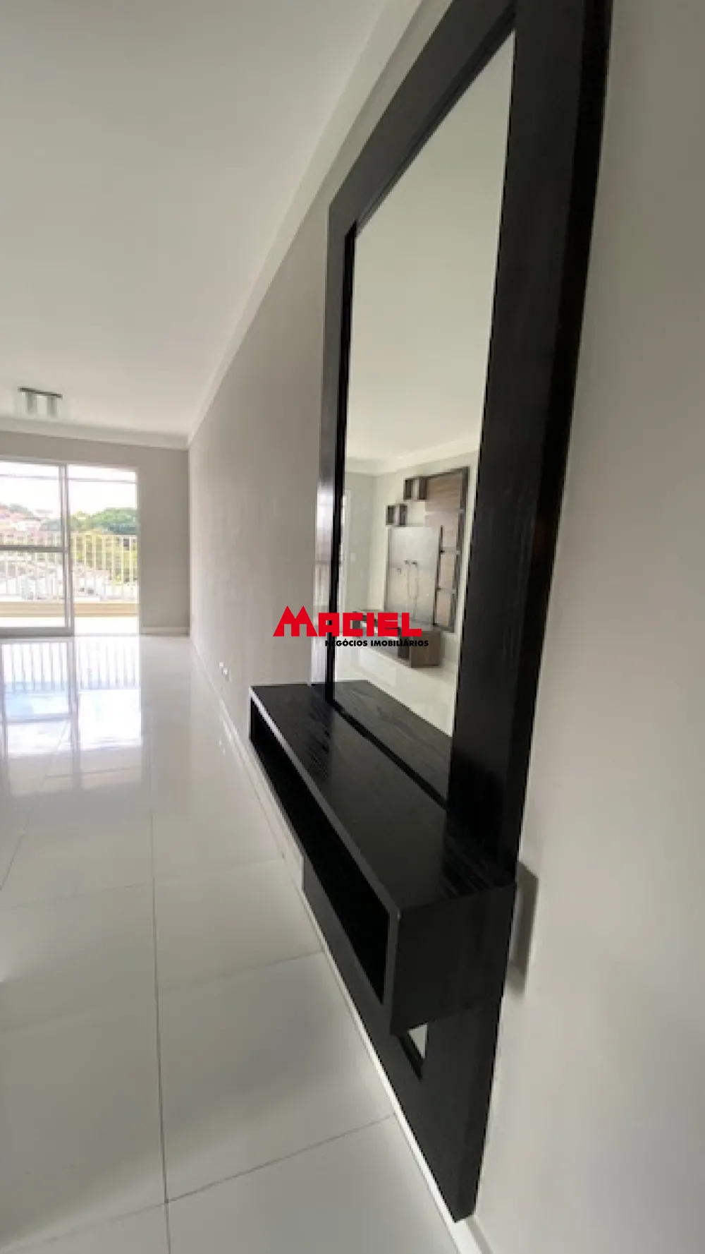 Alugar Apartamento / Padr&atilde;o em S&atilde;o Jos&eacute; dos Campos R$ 3.500,00 - Foto 2
