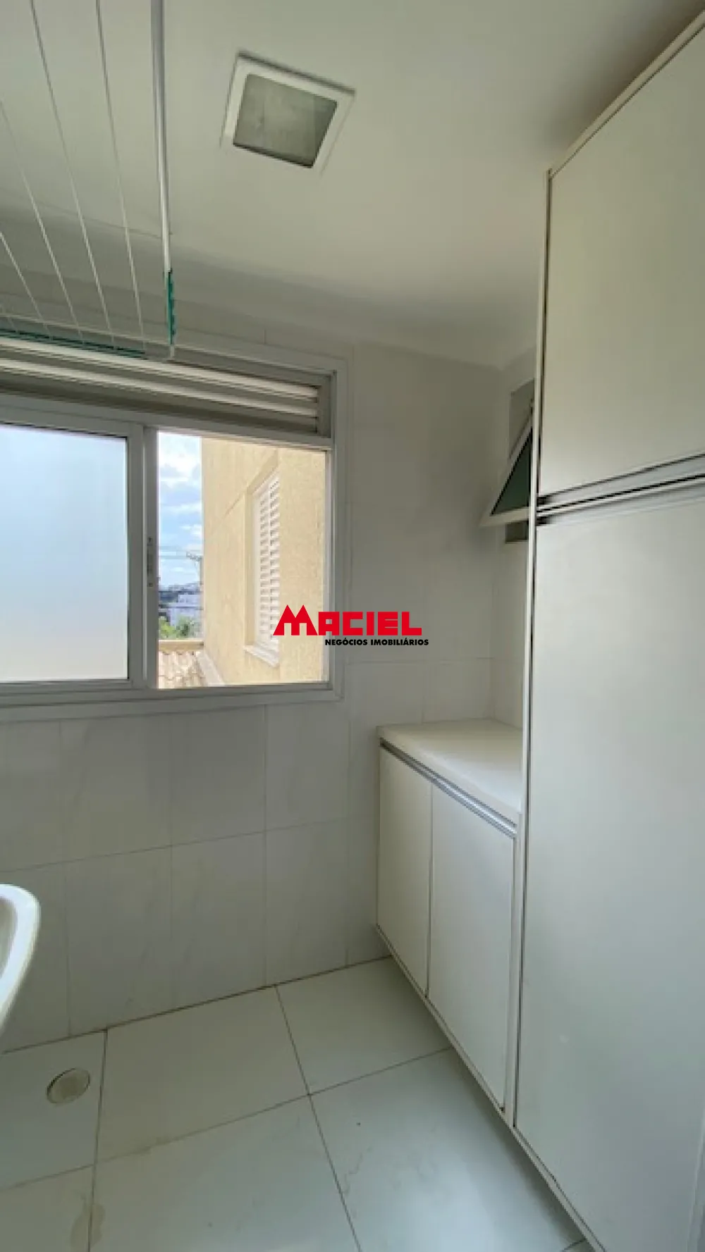 Alugar Apartamento / Padr&atilde;o em S&atilde;o Jos&eacute; dos Campos R$ 3.500,00 - Foto 6