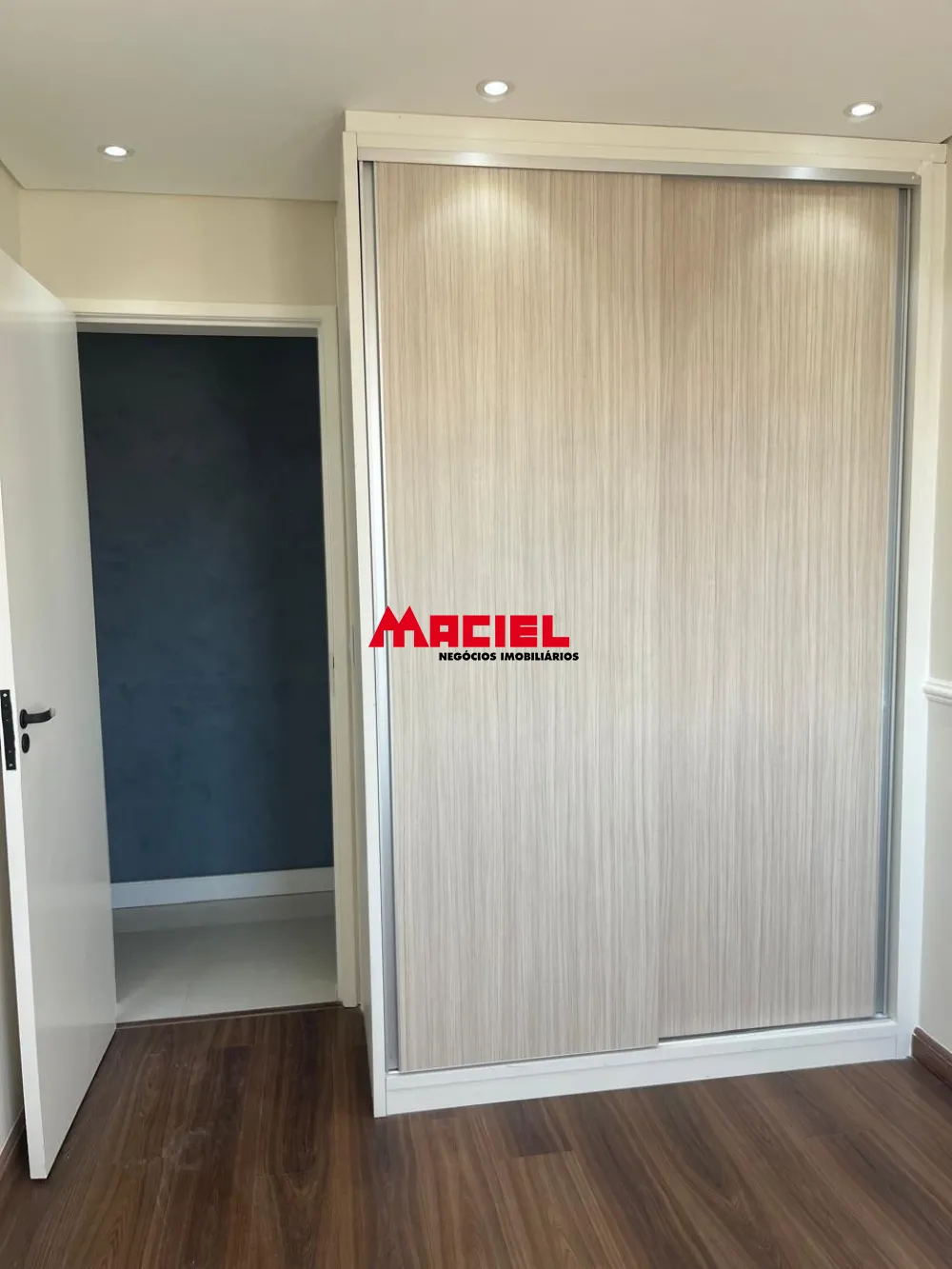 Comprar Apartamento / Padr&atilde;o em S&atilde;o Jos&eacute; dos Campos R$ 330.000,00 - Foto 44