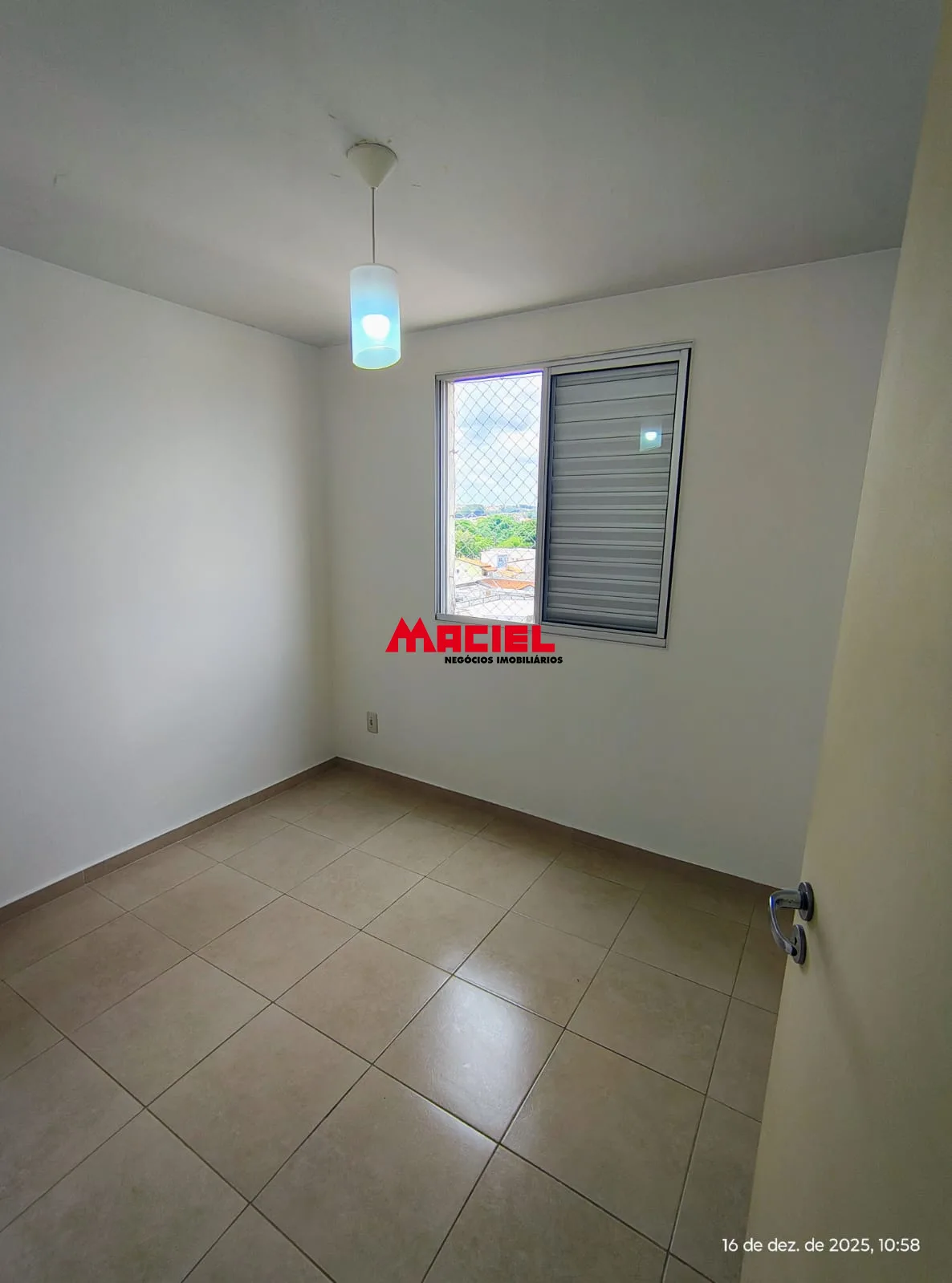 Alugar Apartamento / Padr&atilde;o em S&atilde;o Jos&eacute; dos Campos R$ 1.900,00 - Foto 18