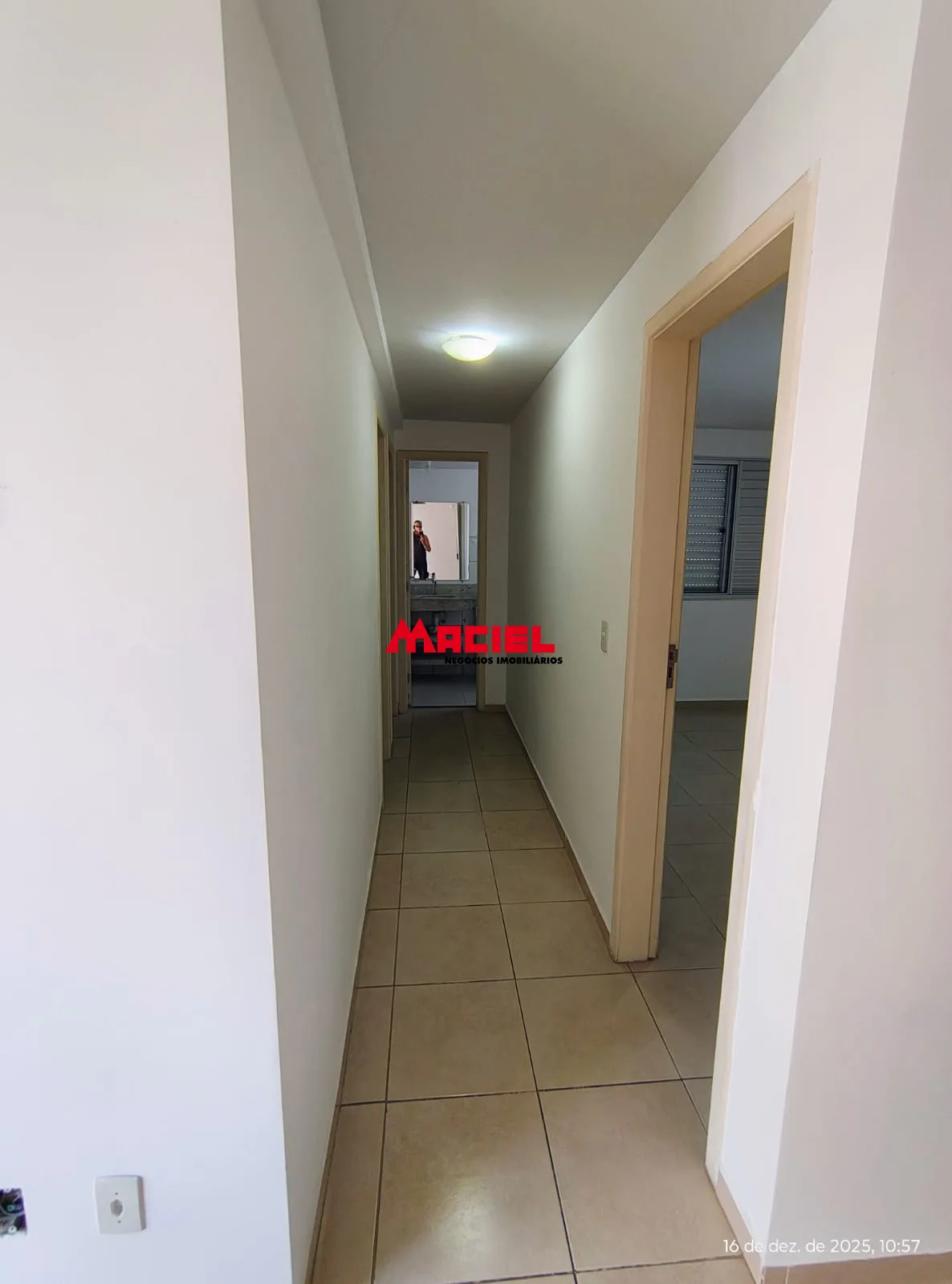 Alugar Apartamento / Padr&atilde;o em S&atilde;o Jos&eacute; dos Campos R$ 1.900,00 - Foto 20