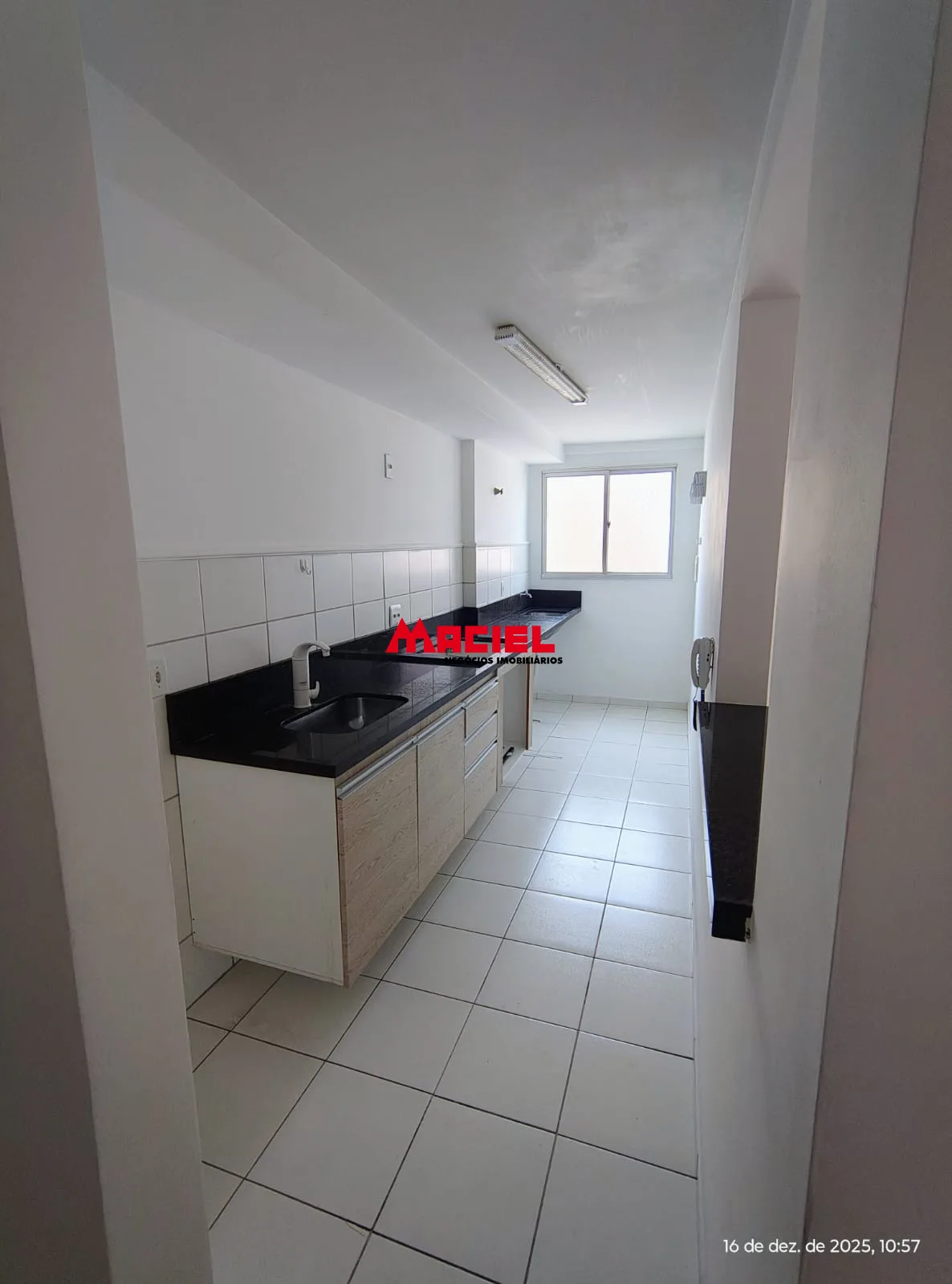 Alugar Apartamento / Padr&atilde;o em S&atilde;o Jos&eacute; dos Campos R$ 1.900,00 - Foto 26