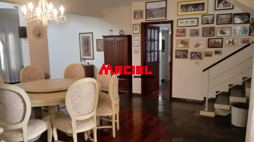 Comprar Casa / Sobrado em S&atilde;o Jos&eacute; dos Campos - Foto 3