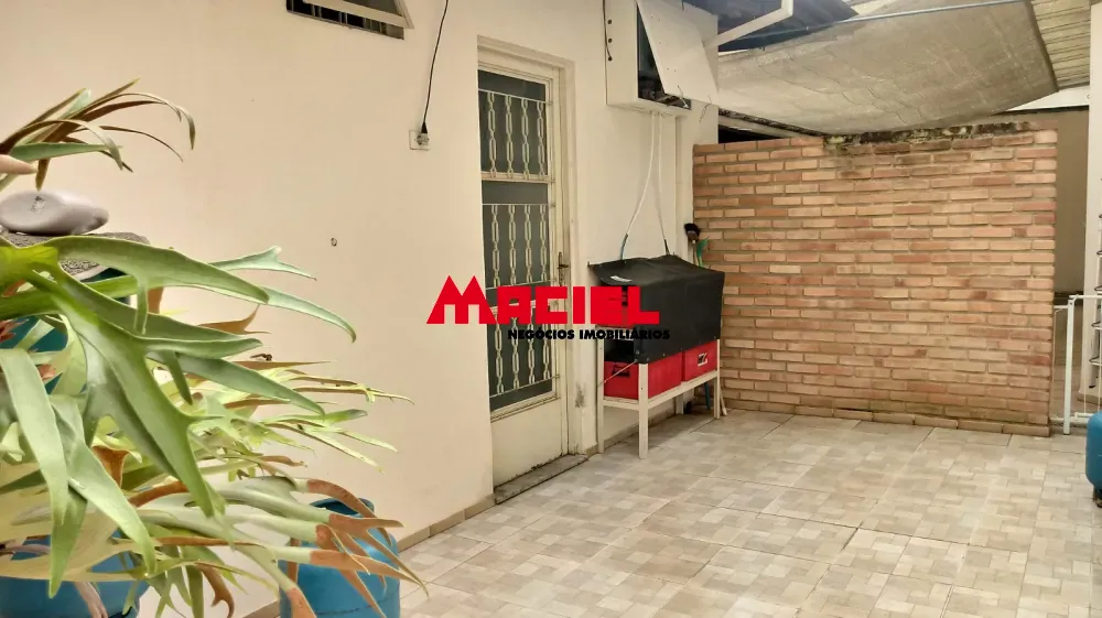Comprar Casa / Sobrado em S&atilde;o Jos&eacute; dos Campos - Foto 6