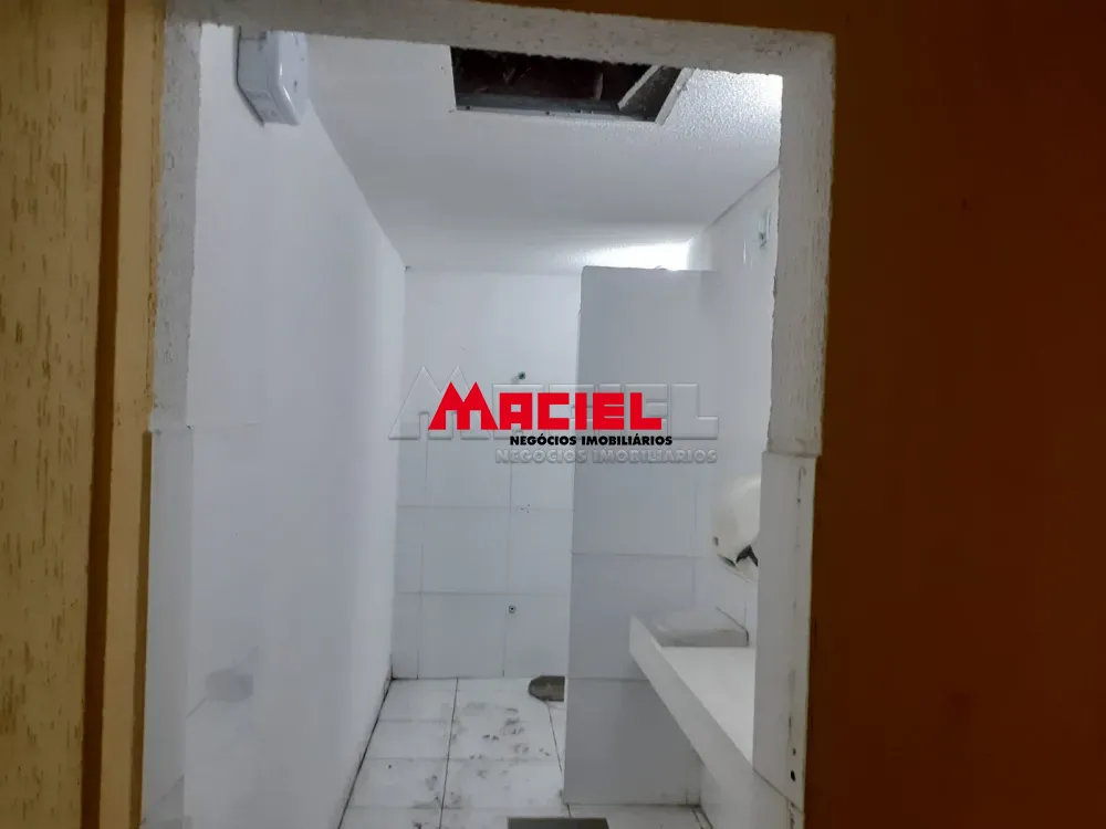 Alugar Comercial / Ponto Comercial em S&atilde;o Jos&eacute; dos Campos R$ 22.000,00 - Foto 2