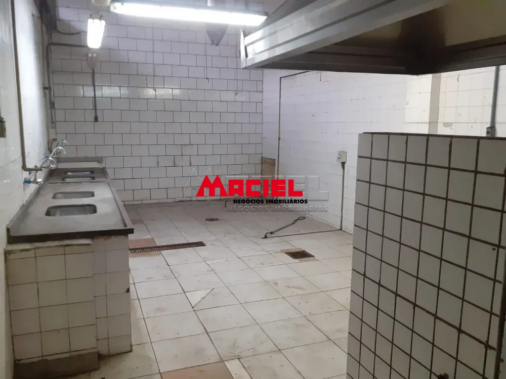 Alugar Comercial / Ponto Comercial em S&atilde;o Jos&eacute; dos Campos R$ 22.000,00 - Foto 16