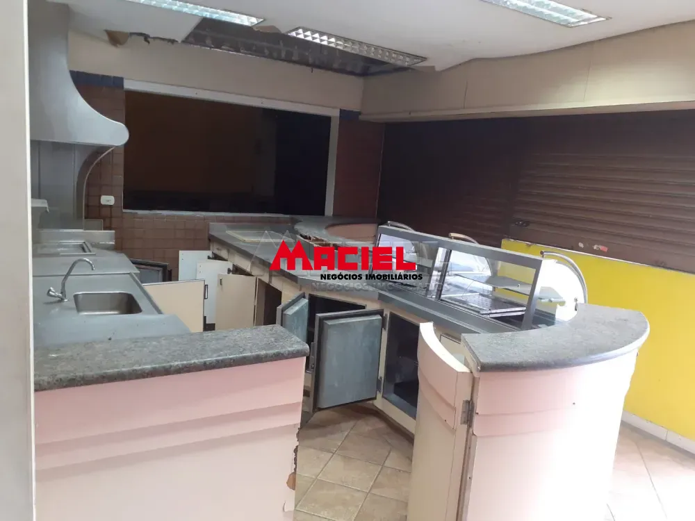 Alugar Comercial / Ponto Comercial em S&atilde;o Jos&eacute; dos Campos R$ 22.000,00 - Foto 32