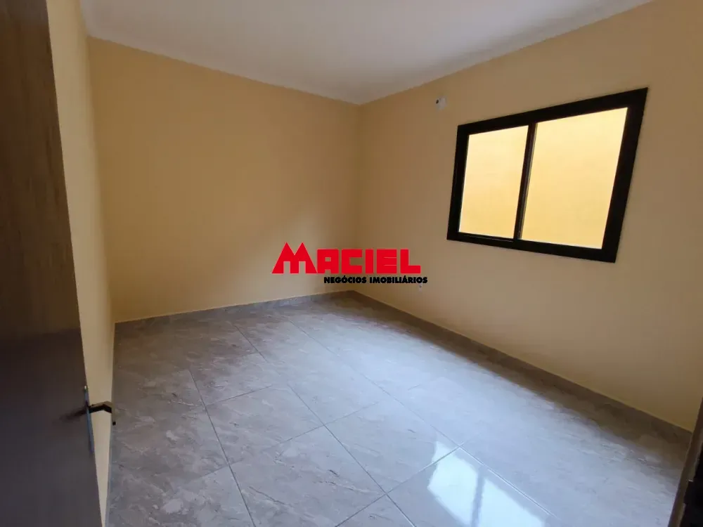 Alugar Casa / Padr&atilde;o em S&atilde;o Jos&eacute; dos Campos R$ 1.700,00 - Foto 12