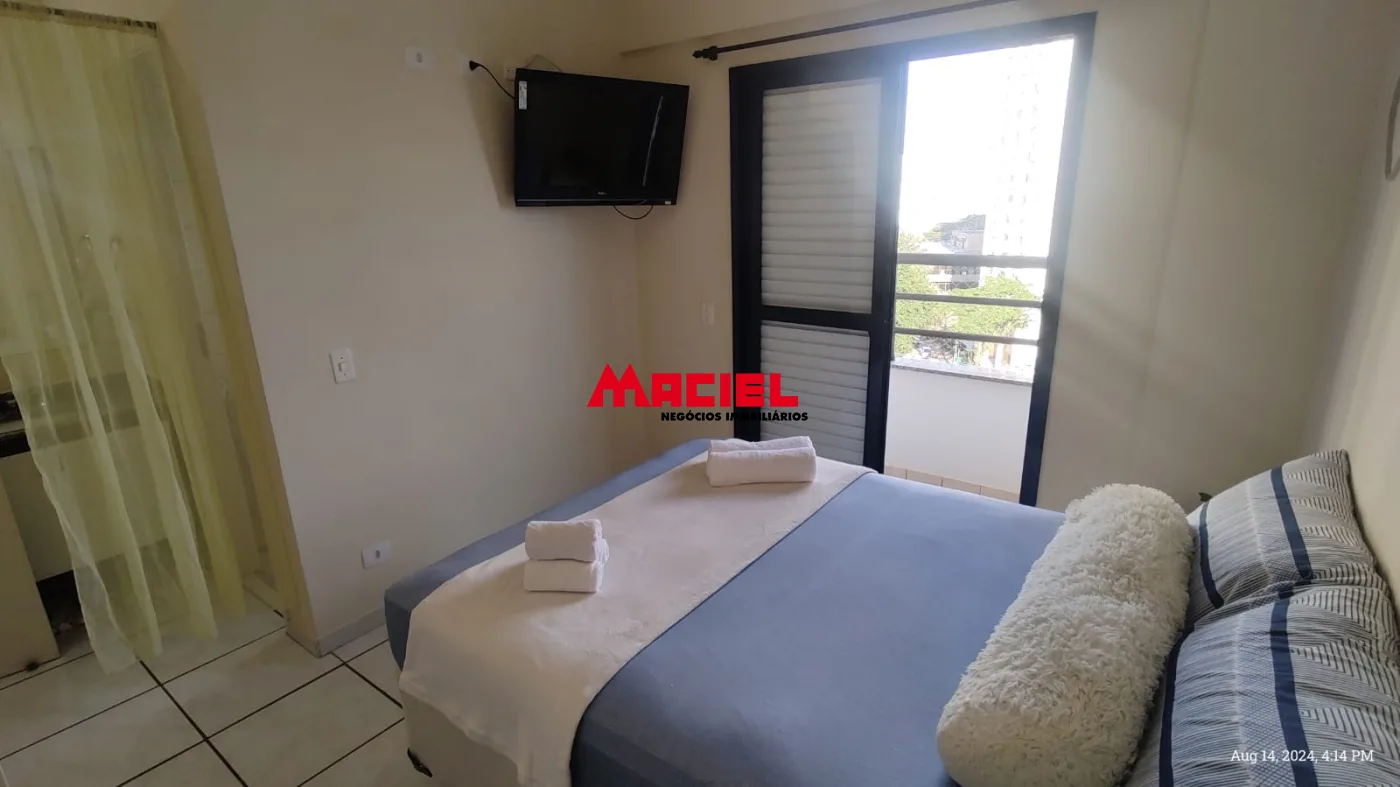 Alugar Apartamento / Padr&atilde;o em S&atilde;o Jos&eacute; dos Campos R$ 2.750,00 - Foto 8