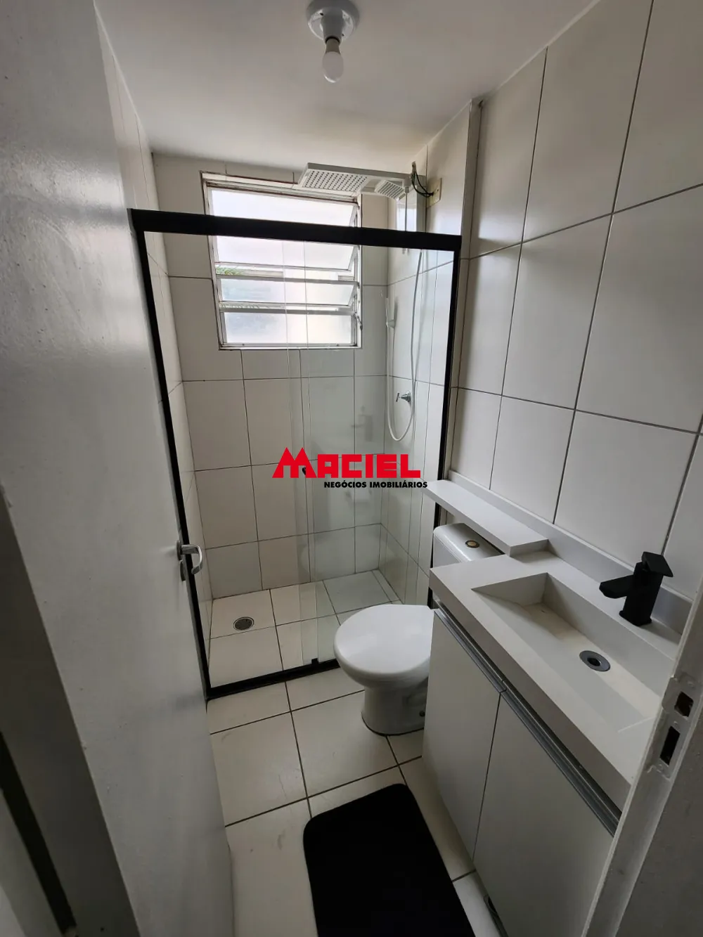 Alugar Apartamento / Padr&atilde;o em S&atilde;o Jos&eacute; dos Campos R$ 2.700,00 - Foto 3