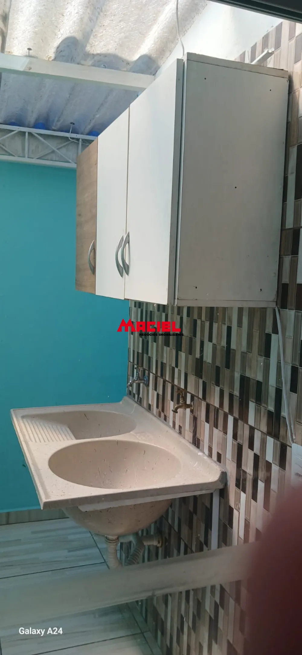 Alugar Casa / Padr&atilde;o em S&atilde;o Jos&eacute; dos Campos R$ 3.000,00 - Foto 3