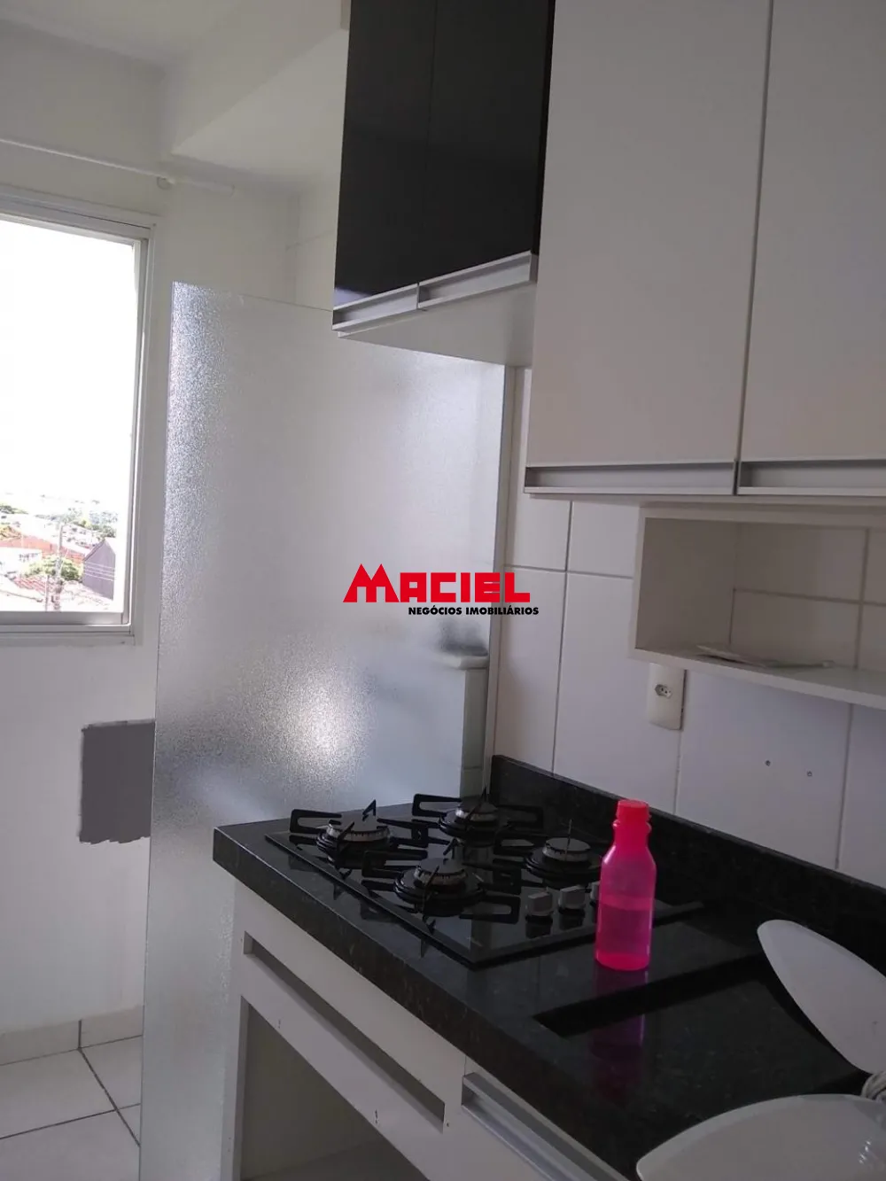 Alugar Apartamento / Padr&atilde;o em S&atilde;o Jos&eacute; dos Campos R$ 1.330,00 - Foto 3