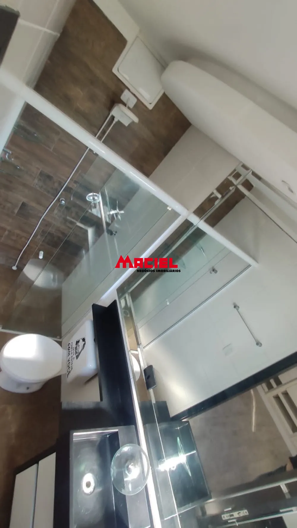 Alugar Apartamento / Padr&atilde;o em Jacare&iacute; R$ 2.200,00 - Foto 16