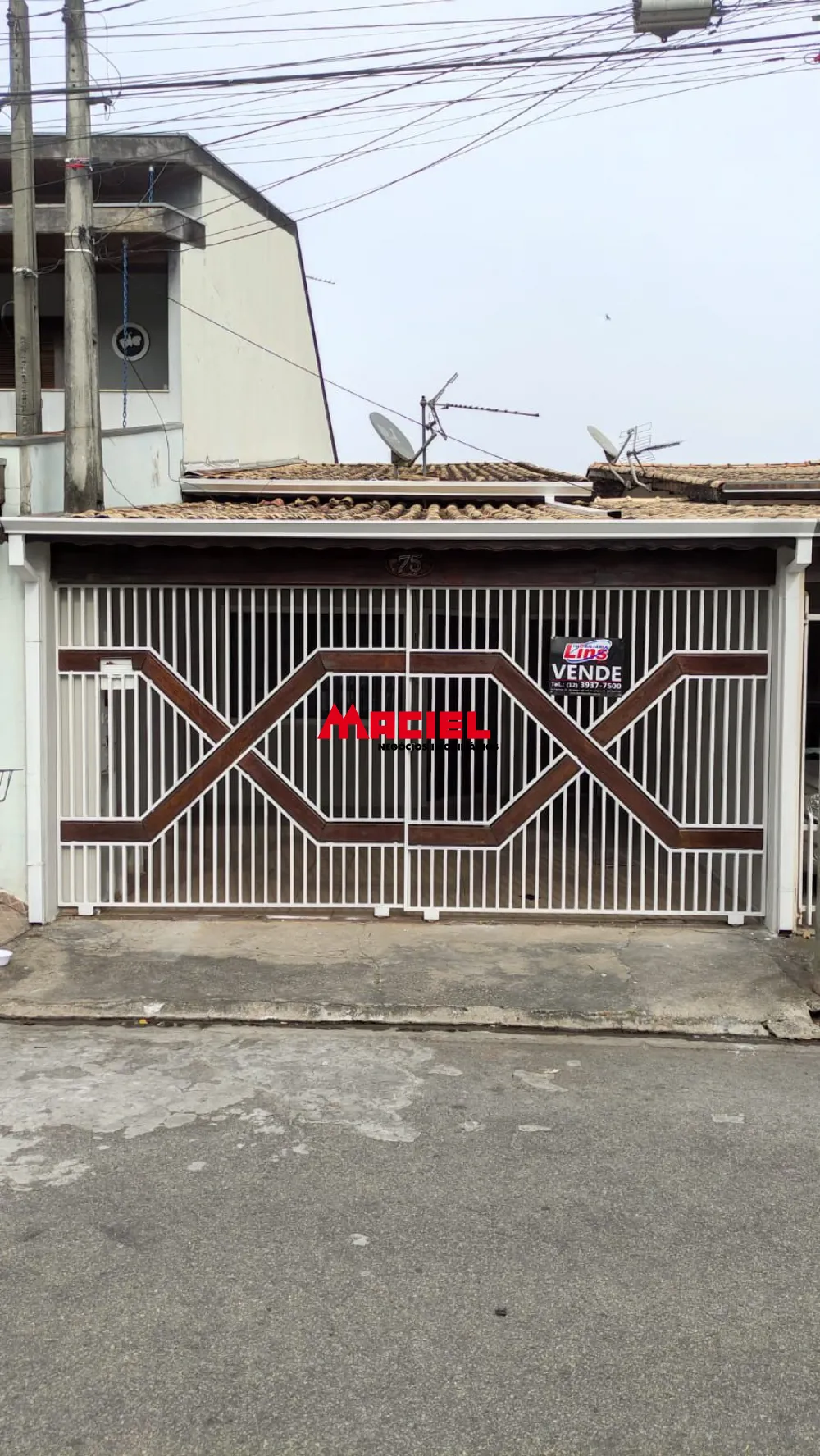 Alugar Casa / Padr&atilde;o em S&atilde;o Jos&eacute; dos Campos R$ 1.120,02 - Foto 2