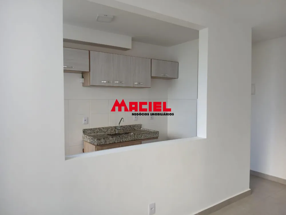 Alugar Apartamento / Padr&atilde;o em S&atilde;o Jos&eacute; dos Campos R$ 1.800,00 - Foto 3