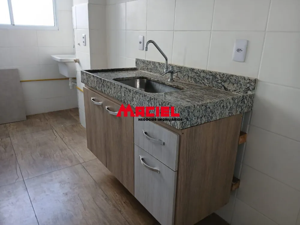 Alugar Apartamento / Padr&atilde;o em S&atilde;o Jos&eacute; dos Campos R$ 1.800,00 - Foto 6