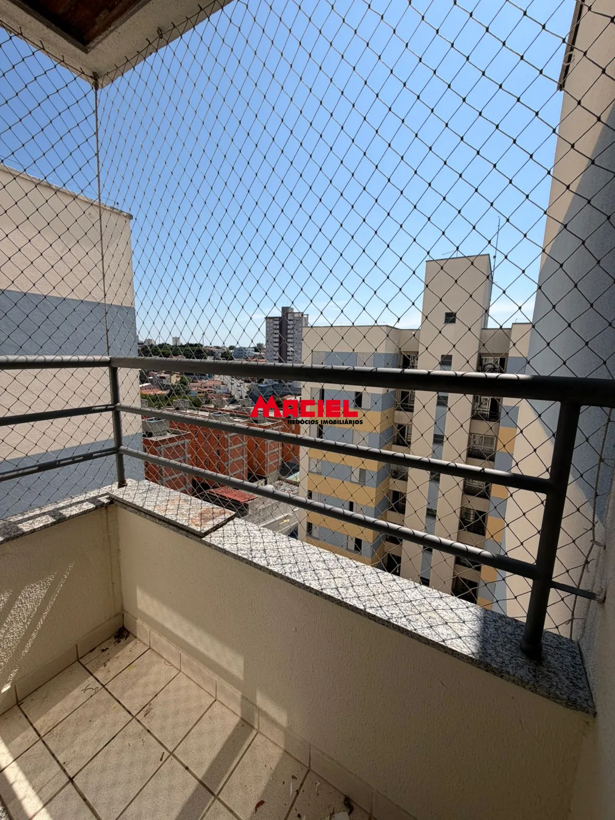 Alugar Apartamento / Padr&atilde;o em S&atilde;o Jos&eacute; dos Campos R$ 1.350,00 - Foto 1