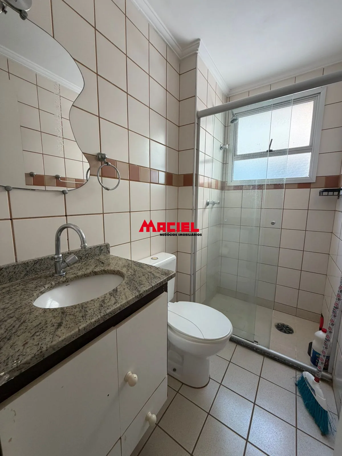Alugar Apartamento / Padr&atilde;o em S&atilde;o Jos&eacute; dos Campos R$ 1.350,00 - Foto 9