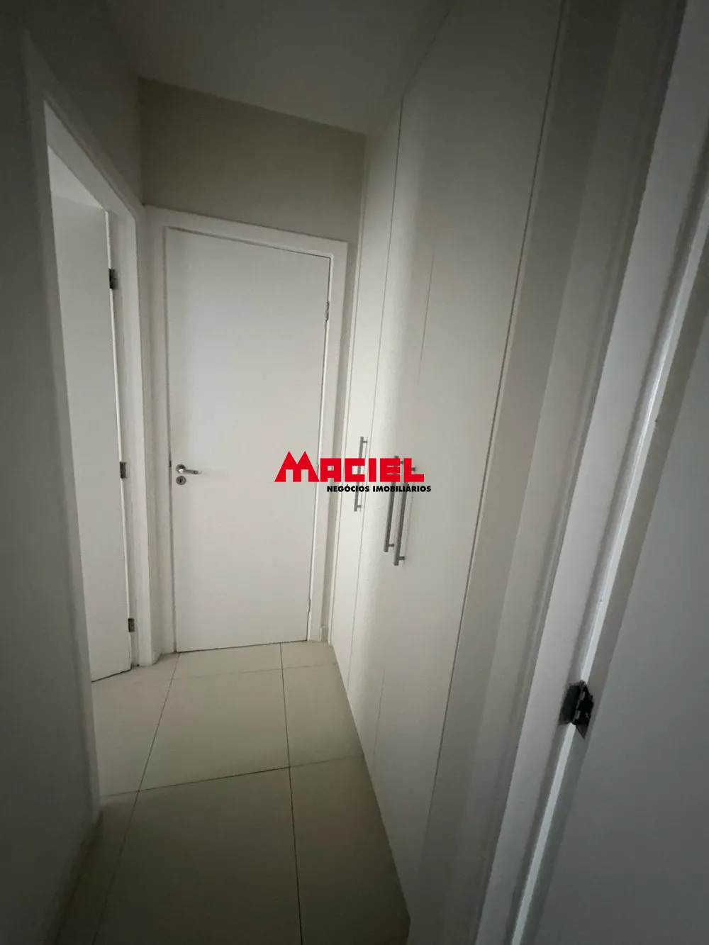 Alugar Apartamento / Padr&atilde;o em S&atilde;o Jos&eacute; dos Campos R$ 3.200,00 - Foto 28