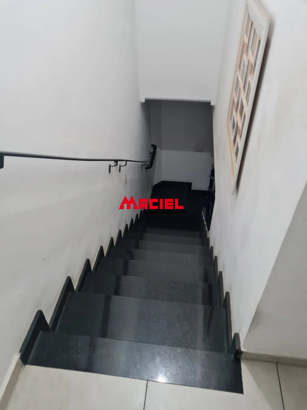 Alugar Comercial / Pr&eacute;dio em S&atilde;o Jos&eacute; dos Campos R$ 3.000,00 - Foto 18