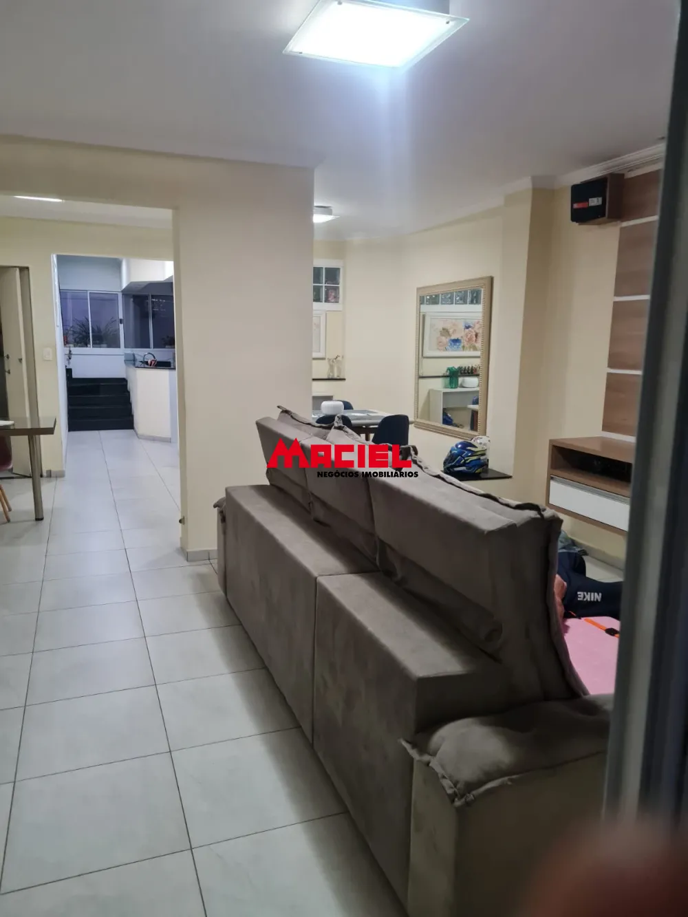 Alugar Comercial / Pr&eacute;dio em S&atilde;o Jos&eacute; dos Campos R$ 3.000,00 - Foto 2