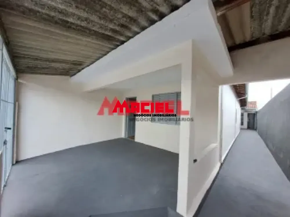 Alugar Casa / Padr&atilde;o em S&atilde;o Jos&eacute; dos Campos R$ 2.300,00 - Foto 3