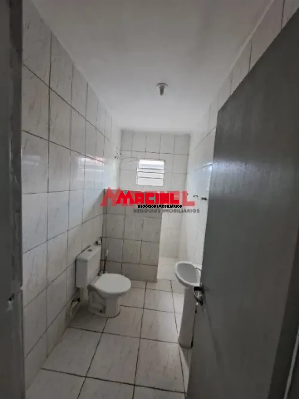 Alugar Casa / Padr&atilde;o em S&atilde;o Jos&eacute; dos Campos R$ 2.300,00 - Foto 7