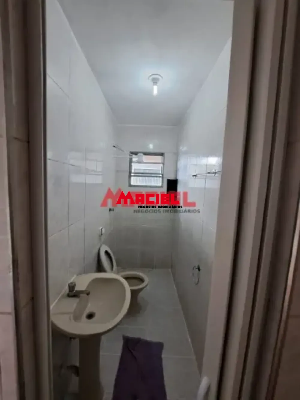 Alugar Casa / Padr&atilde;o em S&atilde;o Jos&eacute; dos Campos R$ 2.300,00 - Foto 11