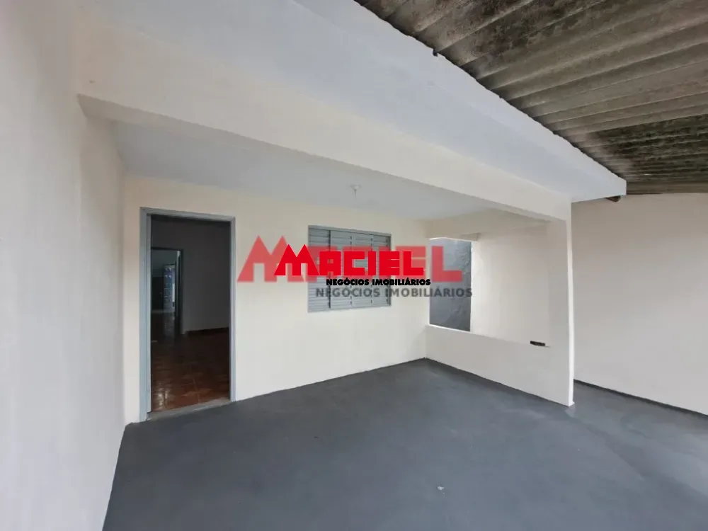 Alugar Casa / Padr&atilde;o em S&atilde;o Jos&eacute; dos Campos R$ 2.300,00 - Foto 13