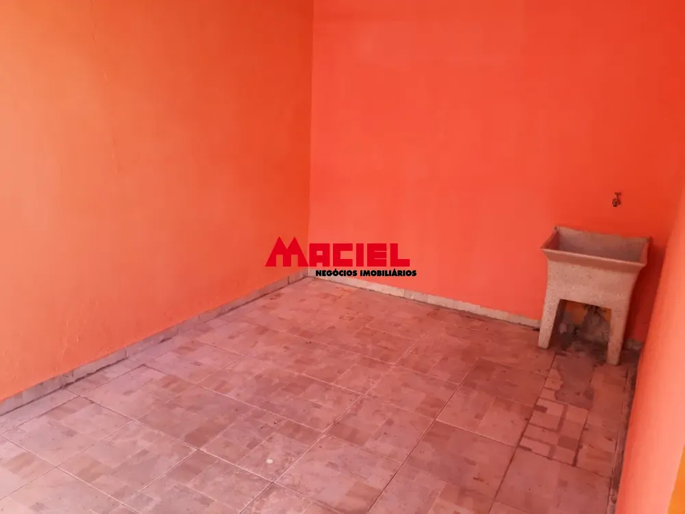 Alugar Casa / Padr&atilde;o em S&atilde;o Jos&eacute; dos Campos R$ 1.700,00 - Foto 6