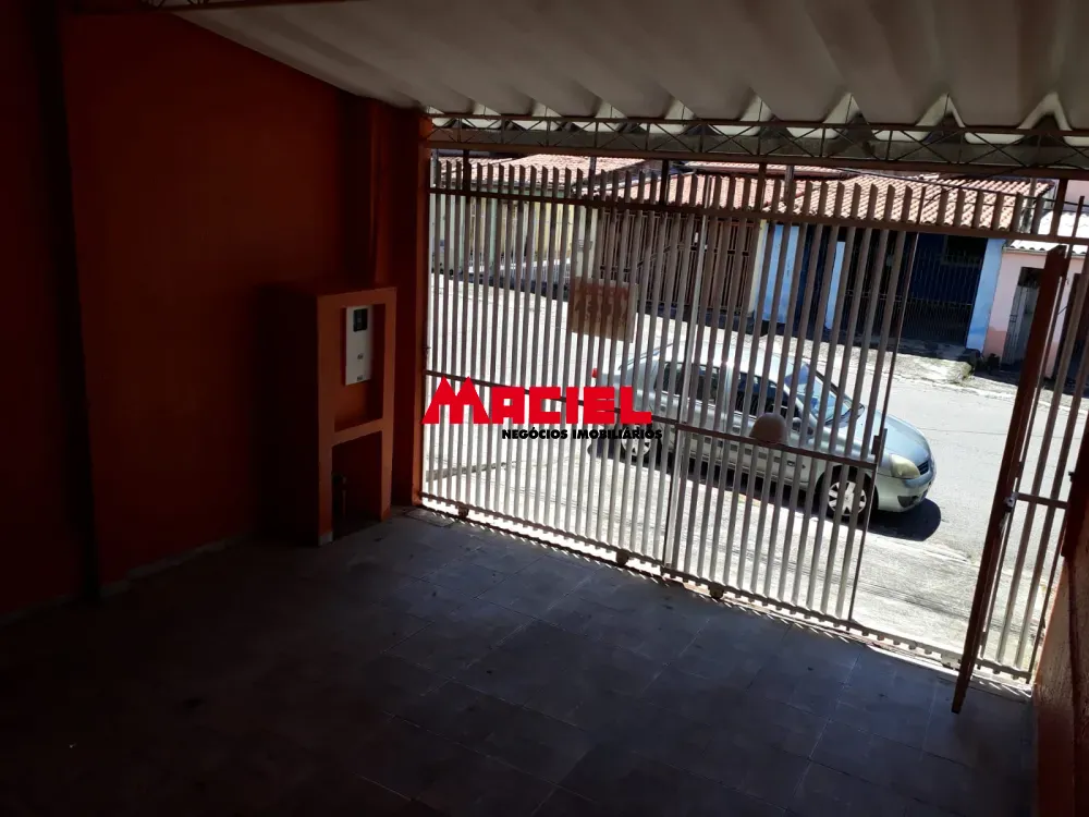 Alugar Casa / Padr&atilde;o em S&atilde;o Jos&eacute; dos Campos R$ 1.700,00 - Foto 8