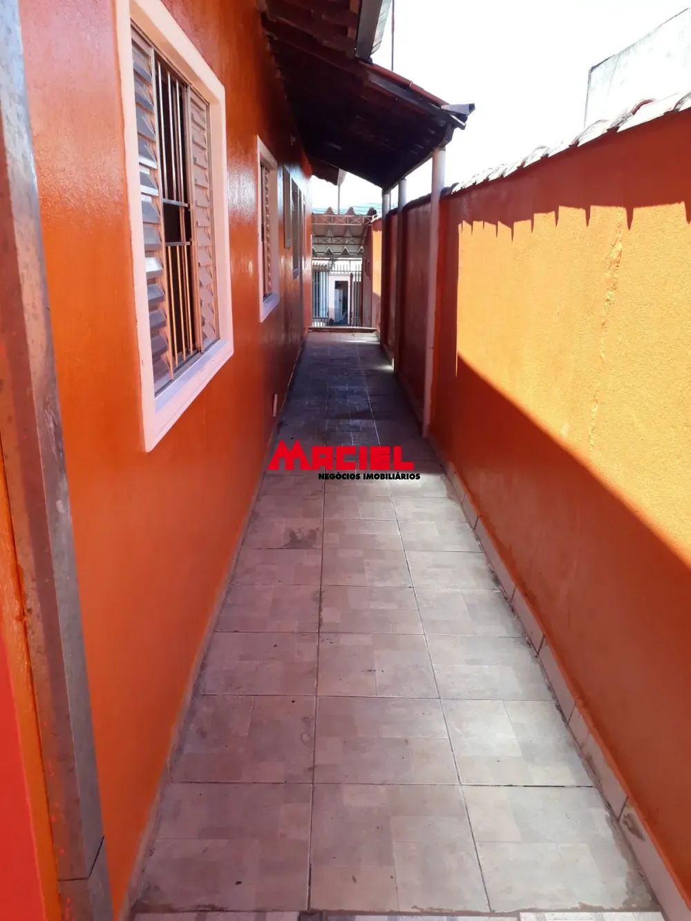 Alugar Casa / Padr&atilde;o em S&atilde;o Jos&eacute; dos Campos R$ 1.700,00 - Foto 16