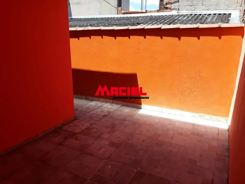 Alugar Casa / Padr&atilde;o em S&atilde;o Jos&eacute; dos Campos R$ 1.700,00 - Foto 17