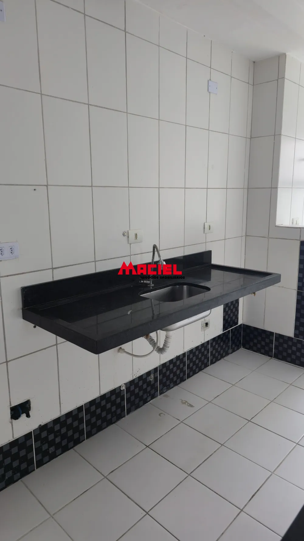 Alugar Apartamento / Padr&atilde;o em Jacare&iacute; R$ 2.400,00 - Foto 3