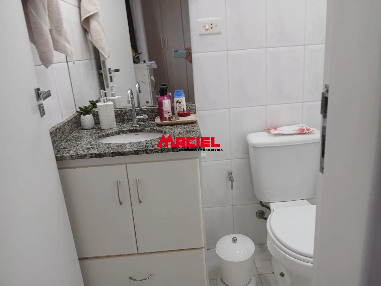 Comprar Apartamento / Padr&atilde;o em S&atilde;o Jos&eacute; dos Campos R$ 700.000,00 - Foto 12