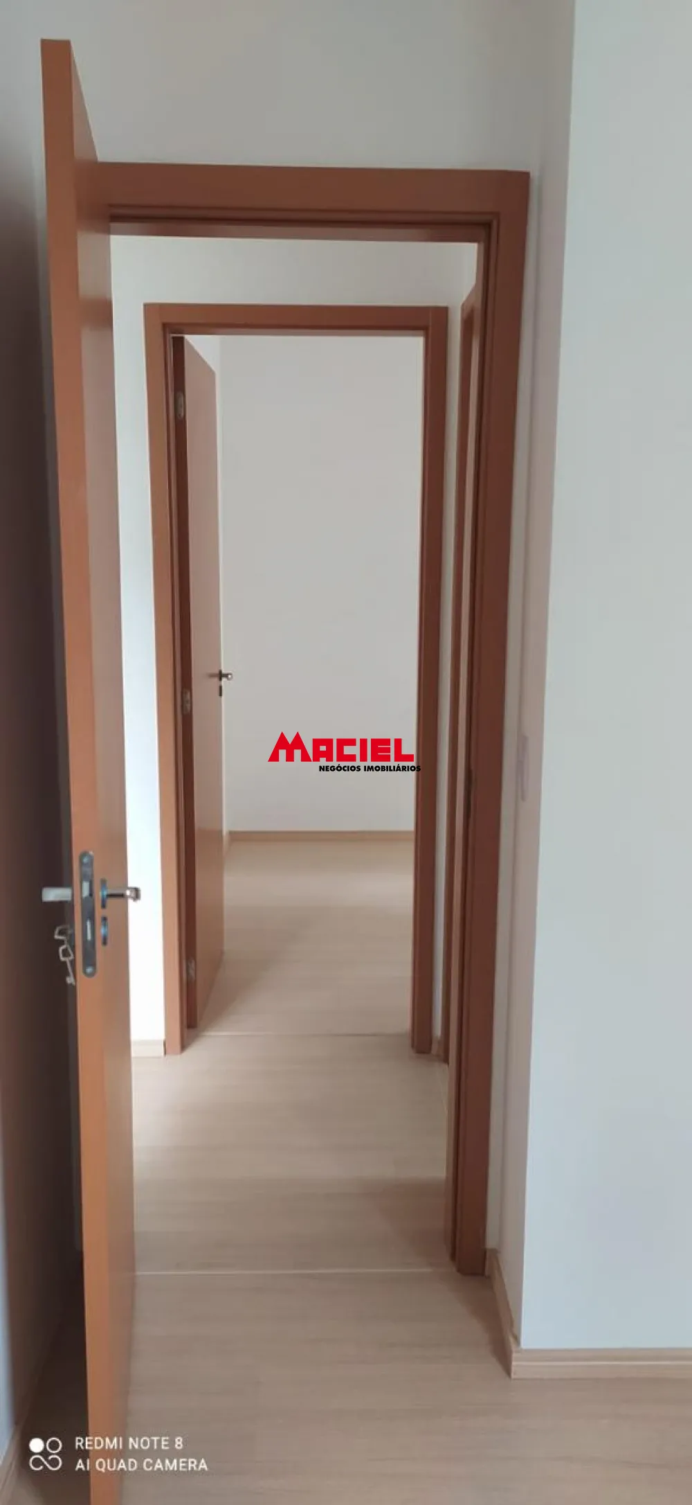 Alugar Apartamento / Padr&atilde;o em S&atilde;o Jos&eacute; dos Campos R$ 1.400,00 - Foto 9