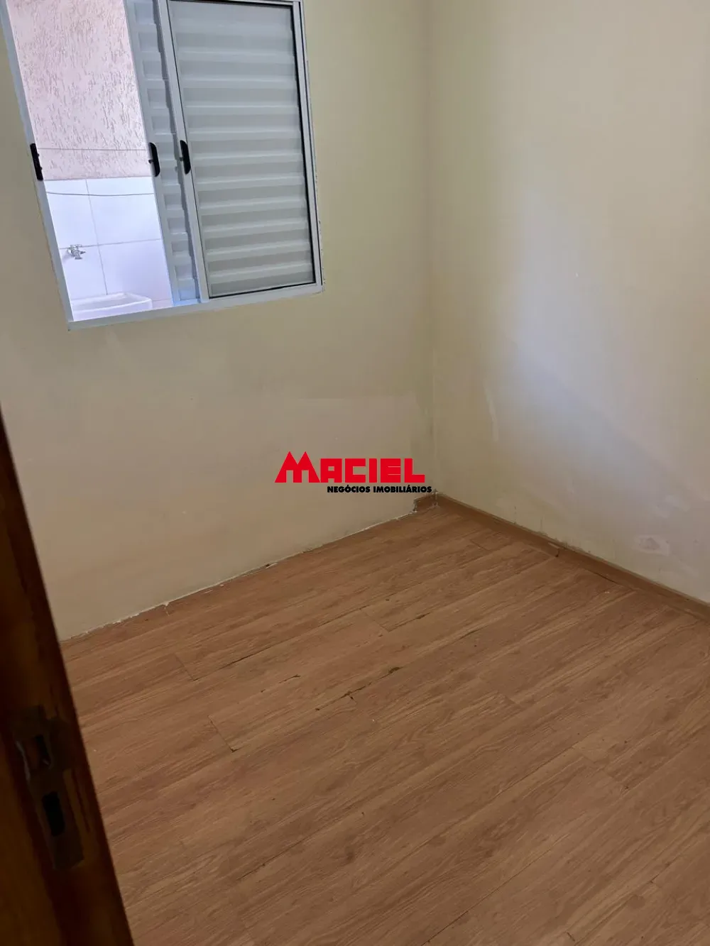 Alugar Casa / Padr&atilde;o em S&atilde;o Jos&eacute; dos Campos R$ 2.800,00 - Foto 3