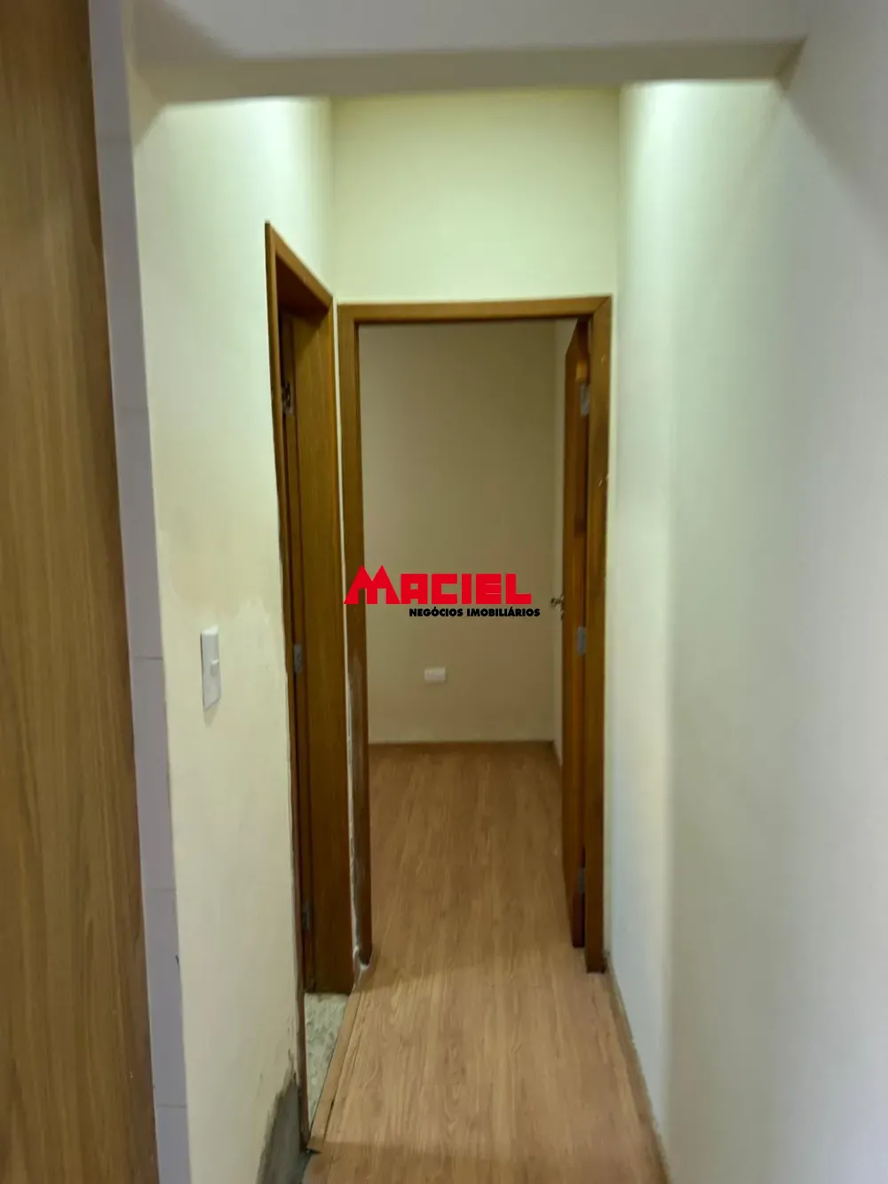 Alugar Casa / Padr&atilde;o em S&atilde;o Jos&eacute; dos Campos R$ 2.800,00 - Foto 9