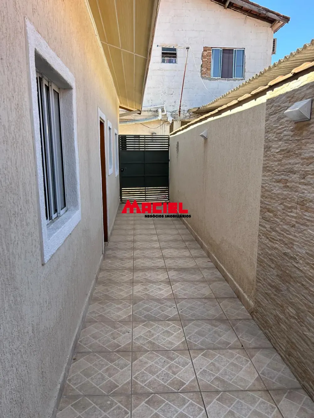 Alugar Casa / Padr&atilde;o em S&atilde;o Jos&eacute; dos Campos R$ 2.800,00 - Foto 14