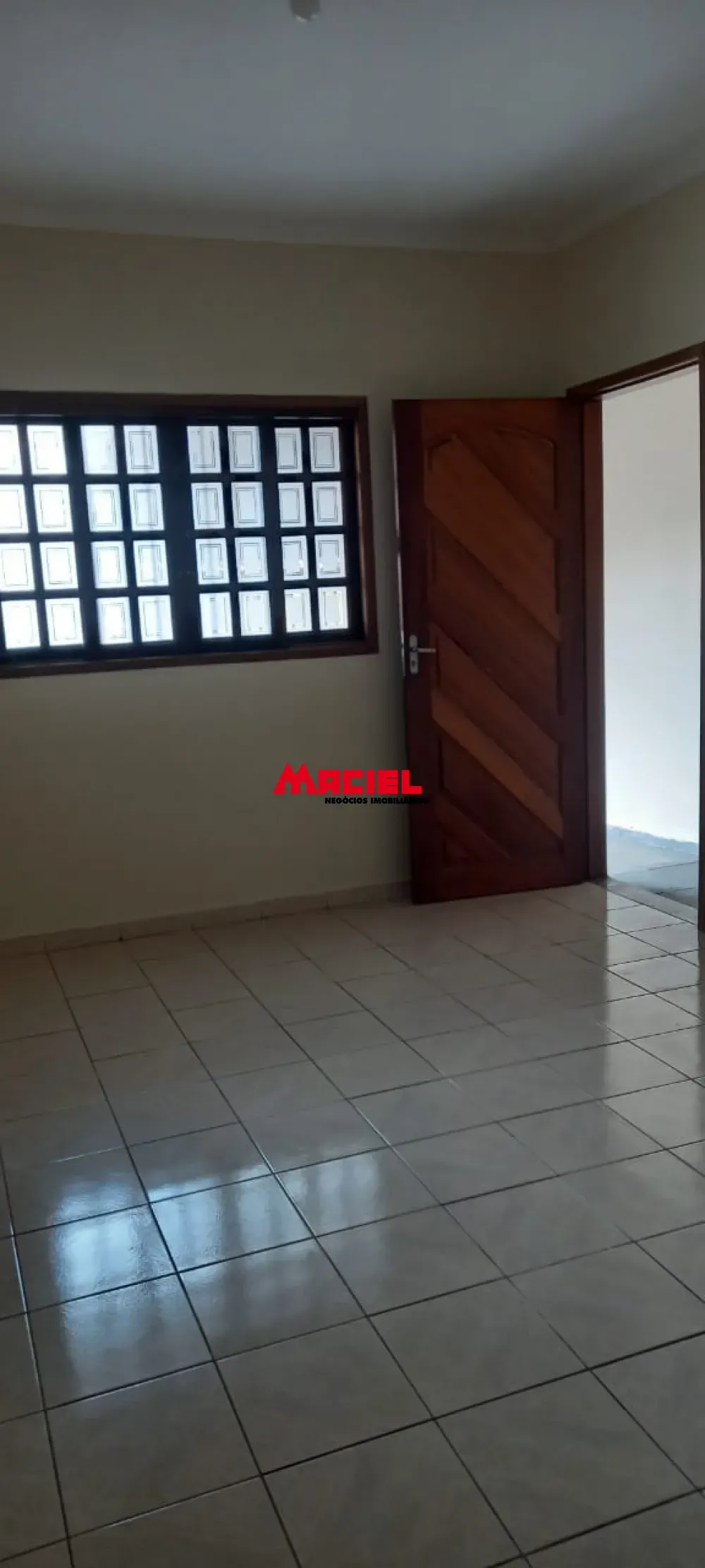Alugar Casa / Sobrado em S&atilde;o Jos&eacute; dos Campos R$ 3.400,00 - Foto 5