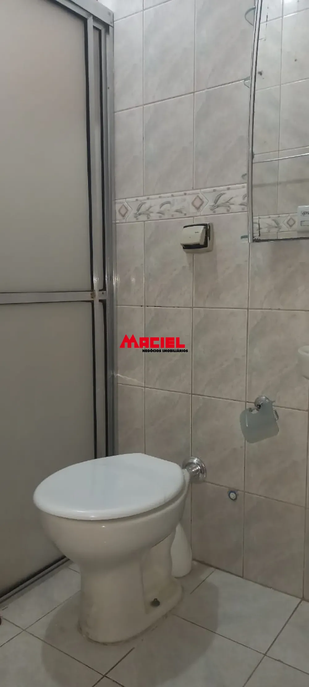 Alugar Casa / Sobrado em S&atilde;o Jos&eacute; dos Campos R$ 3.400,00 - Foto 9