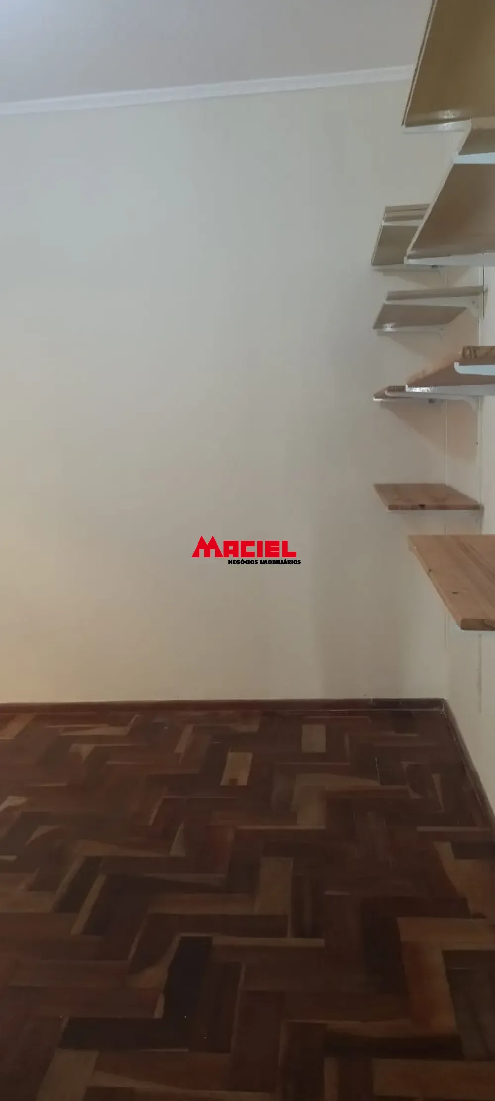 Alugar Casa / Sobrado em S&atilde;o Jos&eacute; dos Campos R$ 3.400,00 - Foto 13